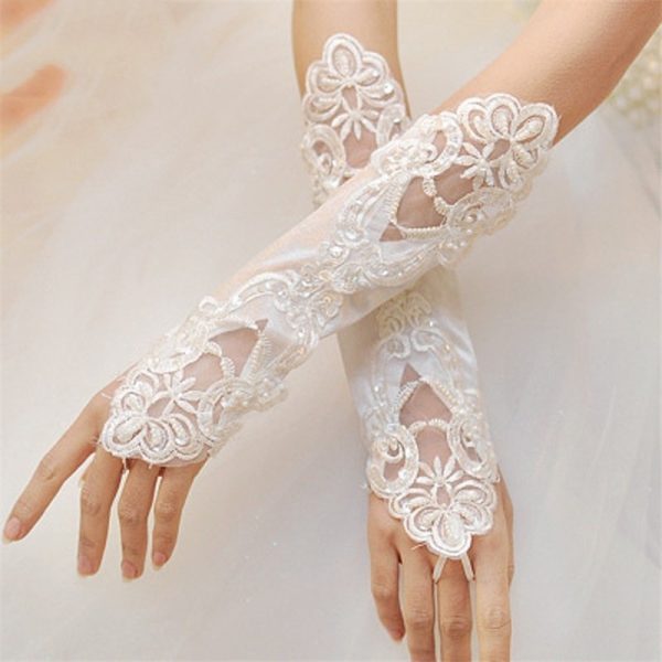 Wedding satin gloves - Image 2