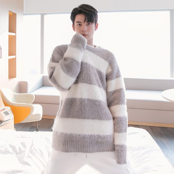 Men's Striped Contrast Lazy Sweater - Image 3
