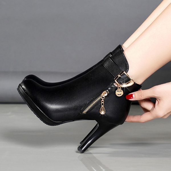 Womens Autumn Leather Boots - Image 2